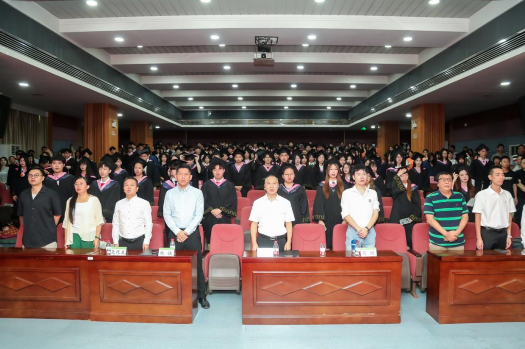 以艺术之名 赴未来之约｜何香凝艺术设计学院举行2025年毕业典礼暨学位授予仪式